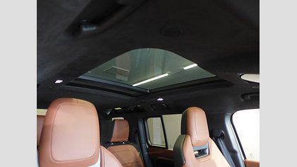 Defender 110 8