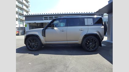 Defender 110 62