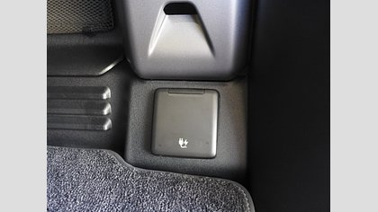 Defender 110 73