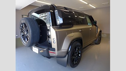 Defender 110 64