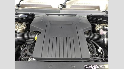 Defender 110 83