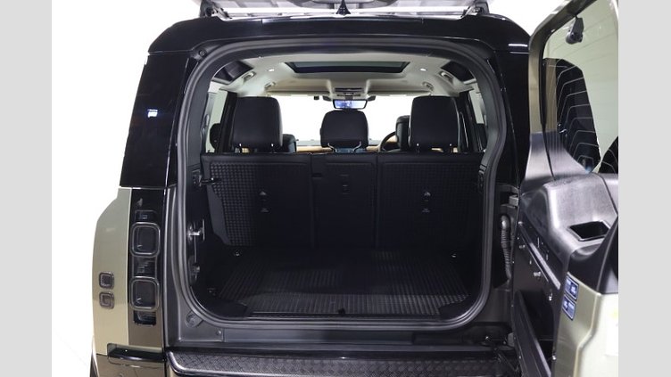 2023 認定中古車 Land Rover Defender 110 パンゲアグリーン D300 AWD（AT） X-DYNAMIC HSE