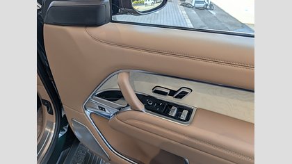Range Rover 14