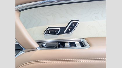 Range Rover 15