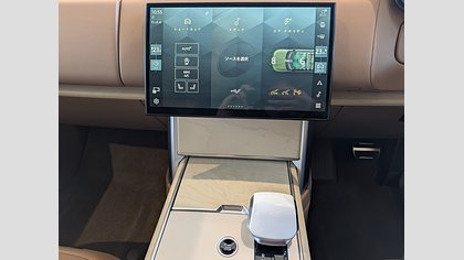 Range Rover 22
