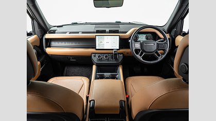 Defender 110 3