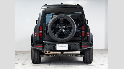 Defender 110 6