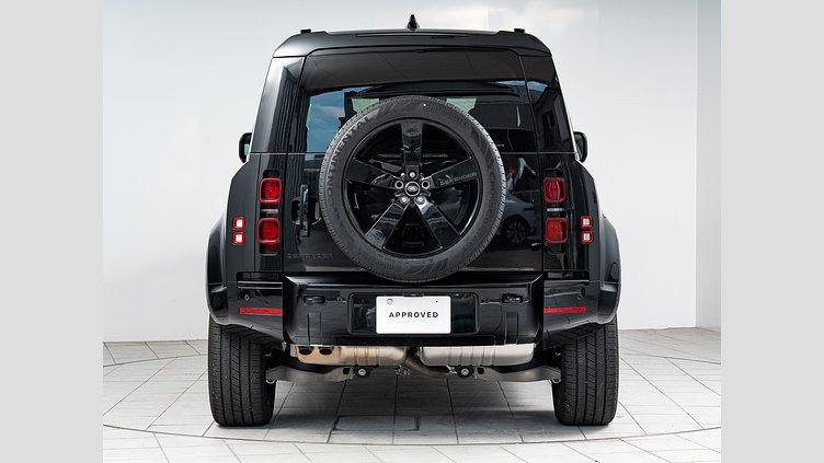 2025 認定中古車 Land Rover Defender 110 Santorini Black 3.0 litre i6D​ X-DYNAMIC HSE D350 エアサス　5人乗り