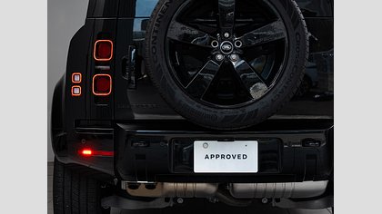 Defender 110 9