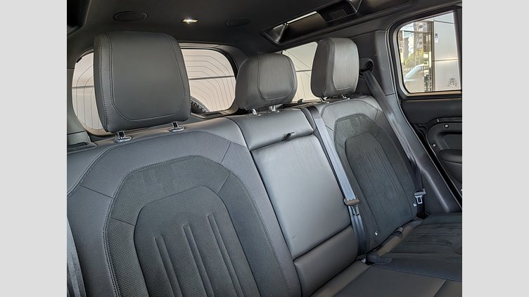 2023 認定中古車 Land Rover Defender 110 カルパチアングレイ P525 AWD (AT) V8 CARPATHIAN EDITION