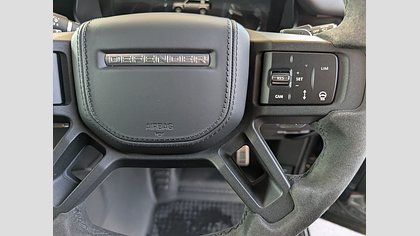 Defender 110 14