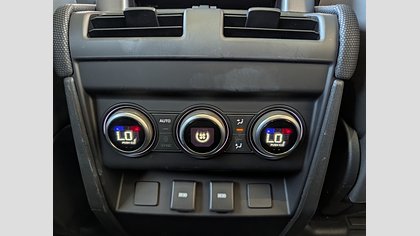 Defender 110 12