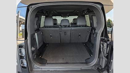 Defender 110 31