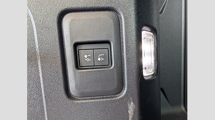 Defender 110 34