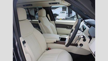 Range Rover 5