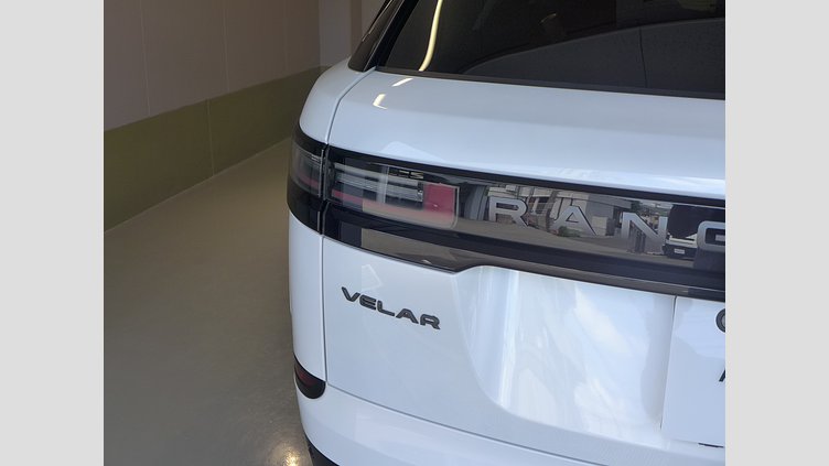 2024 認定中古車 Land Rover Range Rover Velar オストゥーニパールホワイト P400eプラグインハイブリッド（ガソリン） スタンダードホイールベース Dynamic SE