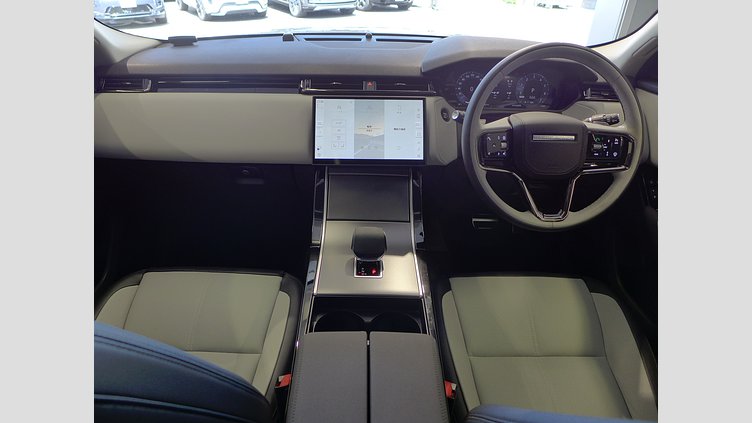 2024 認定中古車 Land Rover Range Rover Velar オストゥーニパールホワイト P400eプラグインハイブリッド（ガソリン） スタンダードホイールベース Dynamic SE
