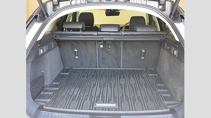 Range Rover Velar 63