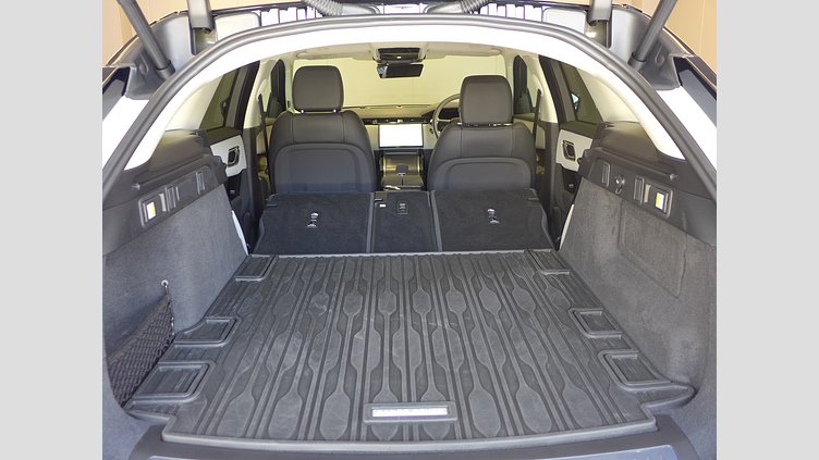 2024 認定中古車 Land Rover Range Rover Velar オストゥーニパールホワイト P400eプラグインハイブリッド（ガソリン） スタンダードホイールベース Dynamic SE