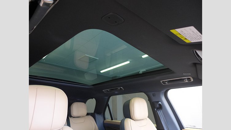 2025 認定中古車 Land Rover Range Rover Sport アイガーグレイ D300マイルドハイブリッド スタンダードホイールベース Dynamic SE