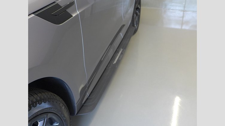 2025 認定中古車 Land Rover Range Rover Sport アイガーグレイ D300マイルドハイブリッド スタンダードホイールベース Dynamic SE