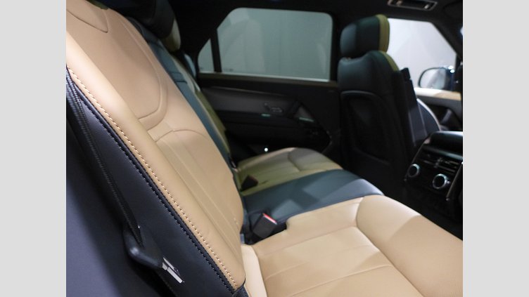 2025 認定中古車 Land Rover Range Rover Sport アイガーグレイ D300マイルドハイブリッド スタンダードホイールベース Dynamic SE