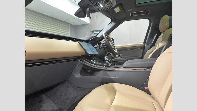 2025 認定中古車 Land Rover Range Rover Sport アイガーグレイ D300マイルドハイブリッド スタンダードホイールベース Dynamic SE
