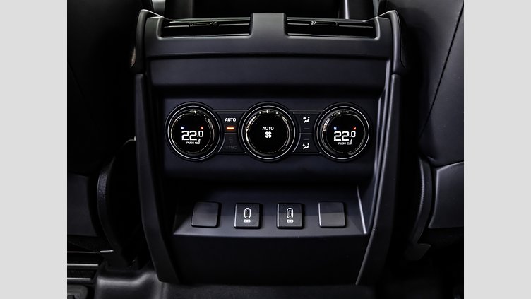 2026 Approved Land Rover Defender OCTA Sargasso Blue AWD 4.4 V8 Octa (P635)