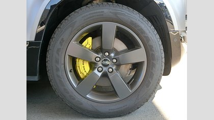 Defender 110 8