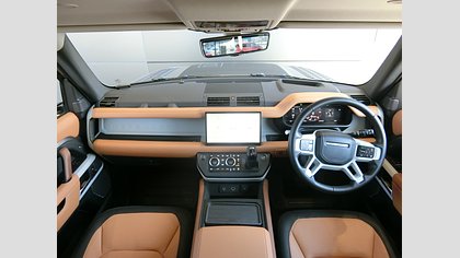 Defender 110 3