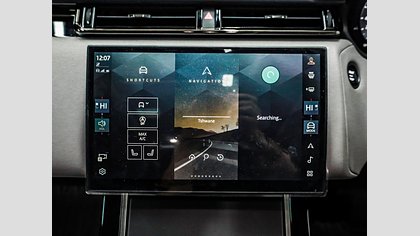 Range Rover Velar 11