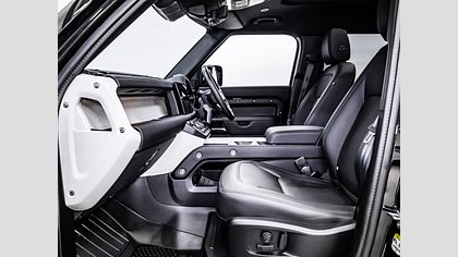 Defender 110 9