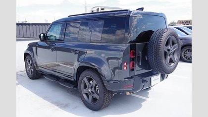 Defender 110 1