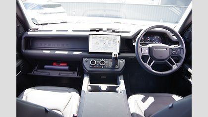 Defender 110 2