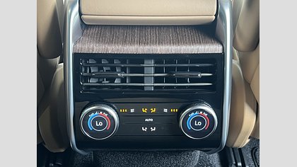 Range Rover 36