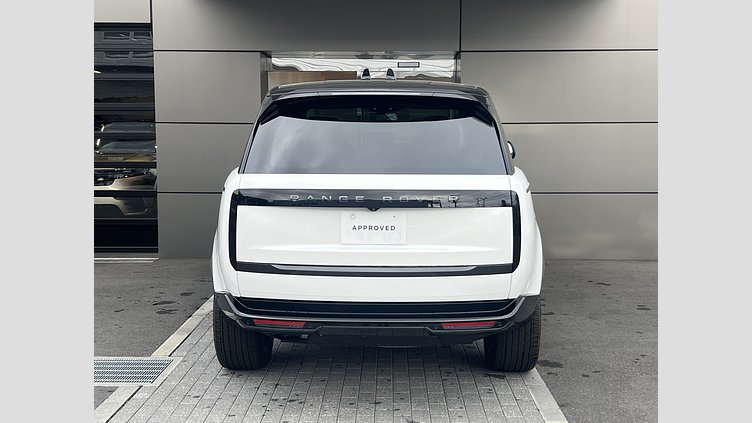 2025 認定中古車 Land Rover Range Rover Ostuni Pearl White 3.0 litre i6D​ SWB D350 SE