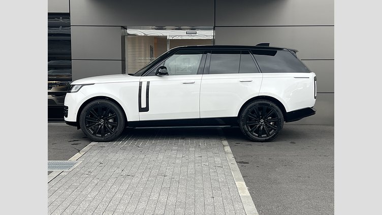 2025 認定中古車 Land Rover Range Rover Ostuni Pearl White 3.0 litre i6D​ SWB D350 SE