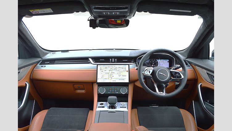 2023 認定中古車 Jaguar F-Pace フジホワイト P550 AWD（オートマチック） SVR