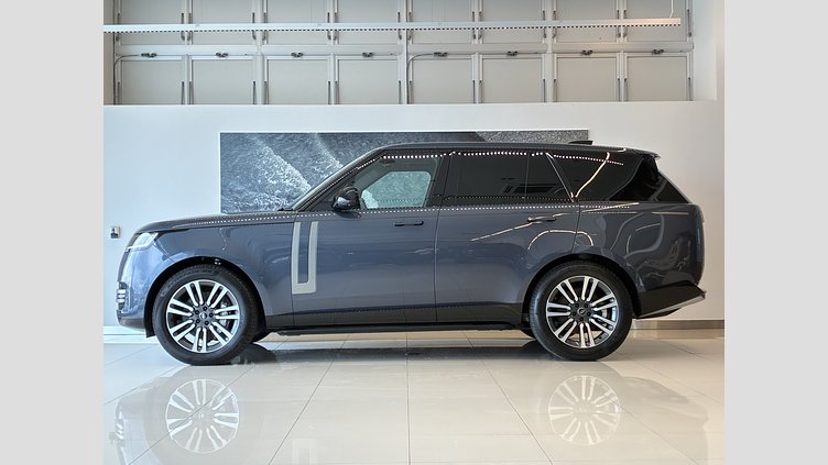 2025 認定中古車 Land Rover Range Rover ヴァレジネブルー D350 AWD MHEV（AT） スタンダードホイールベース SE