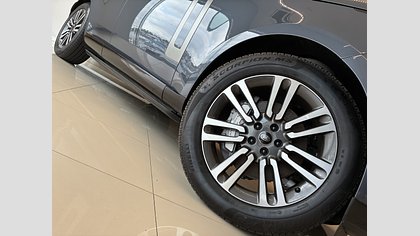 Range Rover 8