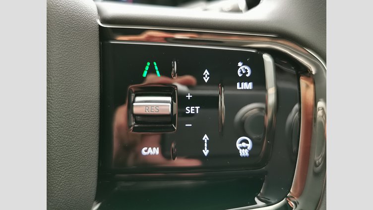 2025 認定中古車 Land Rover Range Rover Evoque フジホワイト D200マイルドハイブリッド（ディーゼル） SWB DYNAMIC SE