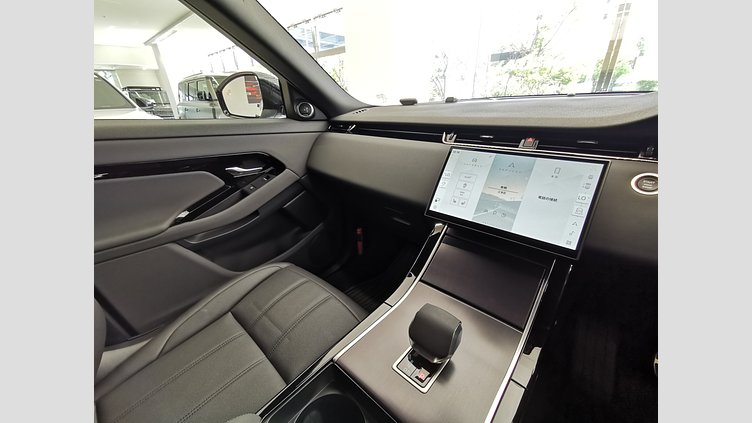 2025 認定中古車 Land Rover Range Rover Evoque フジホワイト D200マイルドハイブリッド（ディーゼル） SWB DYNAMIC SE