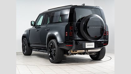 Defender 110 2