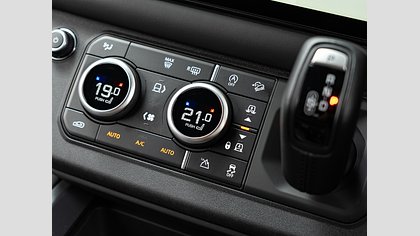 Defender 110 9