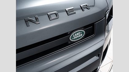 Defender 110 12