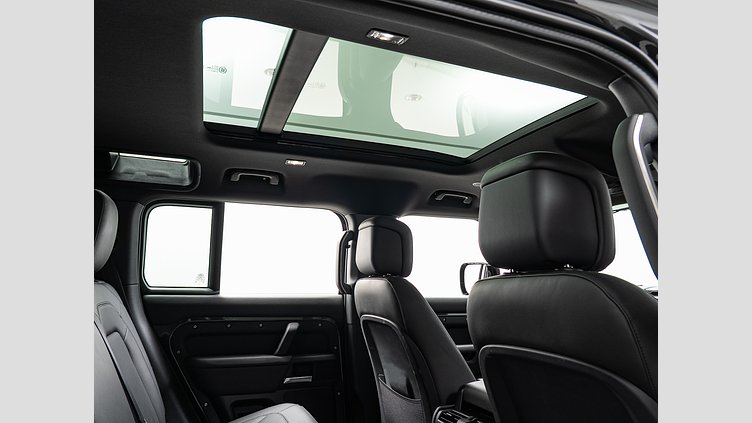 2025 認定中古車 Land Rover Defender 110 カルパチアングレイ D350 ディーゼルマイルドハイブリッド X-DYNAMIC HSE D350 エアサスペンション
