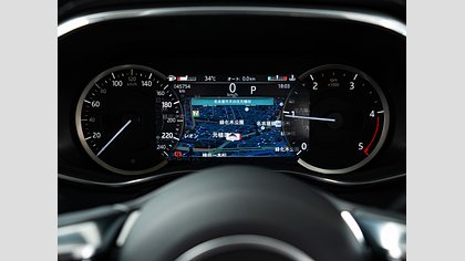 F-Pace 22