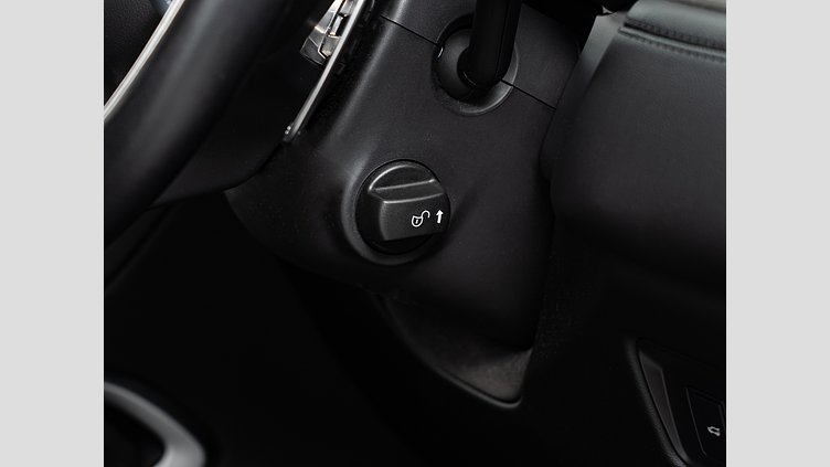 2022 認定中古車 Jaguar F-Pace サントリーニブラック D200 AWD（オートマチック）MHEV S　D200