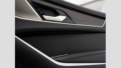 F-Pace 16