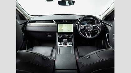 F-Pace 3